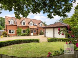 Oak Tree Cottage, The Street, Norwich NR10 5DU