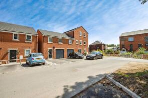6, Brendan Close, Wakefield WF2 9NB