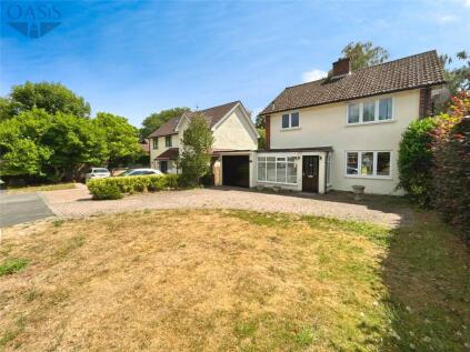 Oak Tree Close, Virginia Water, Surrey, GU25