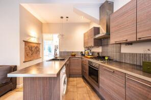 Flat A, 8, Sharpleshall Street, London NW1 8YN