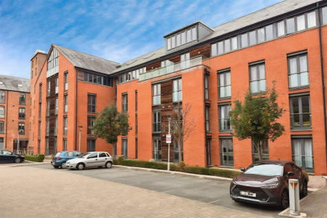 44 The Parkes Building, Beeston, NG9 2UY