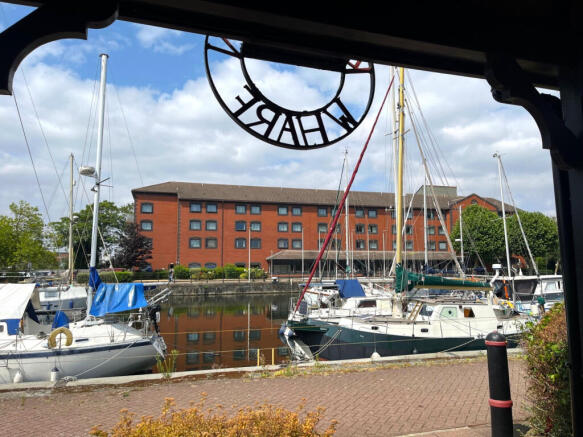 8k marina