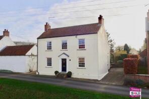 38 Bishops Garth, Main Street, York YO42 1RU