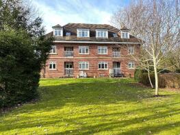 9, Greenleaves, Clays Hill, Steyning BN44 3XA