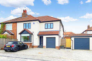 12, Hillside Road, Harrogate HG3 1JP