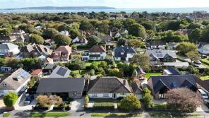 20, Shorefield Way, Lymington SO41 0RX