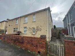 17, Moorlands, Neath SA10 9HY