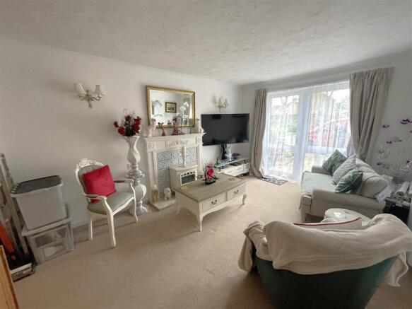 Living room.jpeg
