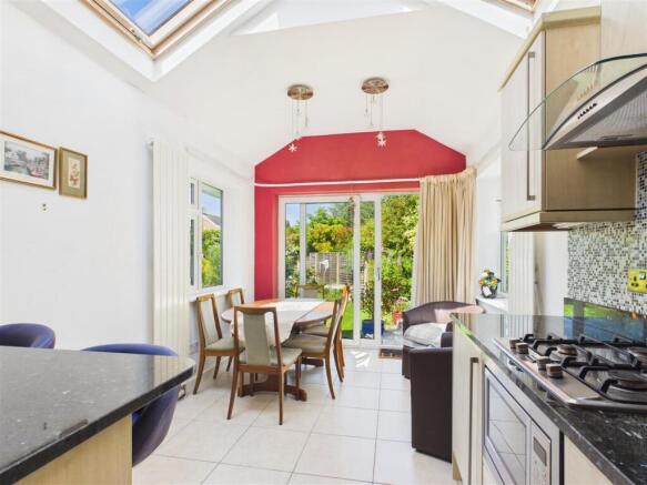Kitchen / Dining Room