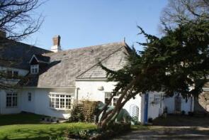 Clematis, Georges Lane, Torpoint PL11 3EL