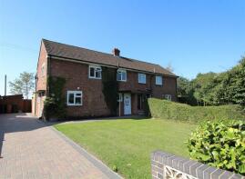 25, Fiske Pightle, Willisham Hall Road, Ipswich IP8 4SN