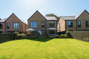 9, John Martin Gardens, Stonehouse GL10 3WB
