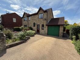1, Newcastle Farm Court, Fairburn WF11 9NU