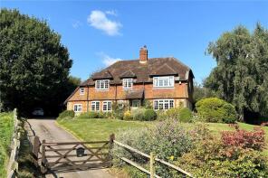 Hale House, Slade Lane, Petersfield GU31 5BL
