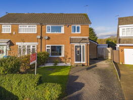 18, Shaftesbury Drive, Heywood OL10 2PH