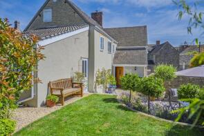 5 Chestnut Cottage, Church Street, Cirencester GL7 5JU