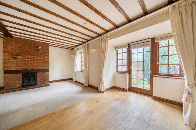 Sitting/Dining Room