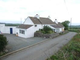 Rhos Y Pant, Llanfairynghornwy, Holyhead LL65 4LY