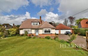 16, Chine Walk, Ferndown BH22 8PU