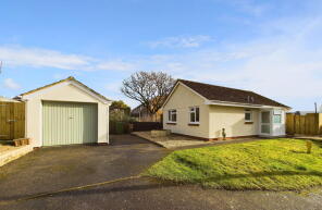 12a The Bungalow, Winchester Close, Honiton EX14 3EX