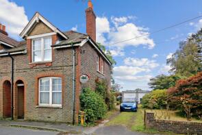 2, Railway Cottages, Top Road, Sharpthorne RH19 4PH