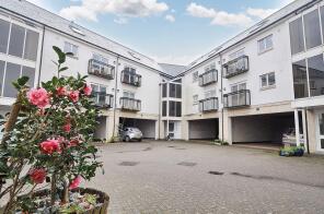Flat 16, 21, Crescent Avenue, Plymouth PL1 3DT