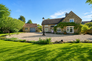 The Woods, Kingweston Road, Charlton Mackrell, Somerton TA11 6AH