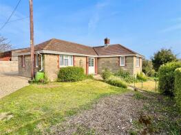 Gilmour, Elliston Road, Totland Bay PO39 0BA
