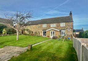 18 Carr Head House, Carr Head Road, Howbrook, Sheffield S35 7HG