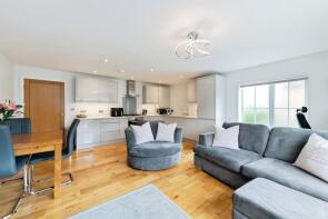 Flat 3, 11, Springfield Close, Redhill RH1 5GY