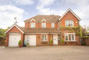 2, Orchard Grange, Hailsham BN27 3PA
