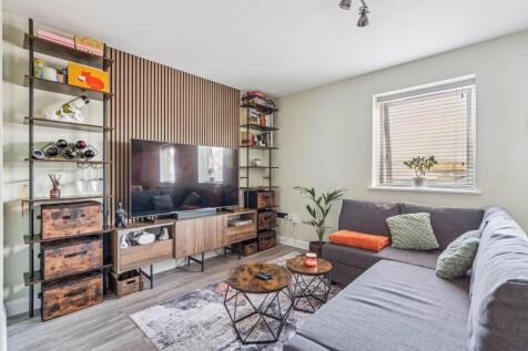 St. Albans Road, Watford, WD24