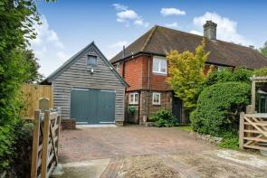 1, Lovers Meadow, Church Lane, Hailsham BN27 3TE