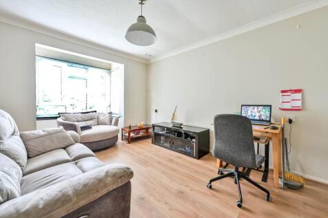 Francis Court, Guildford, GU2