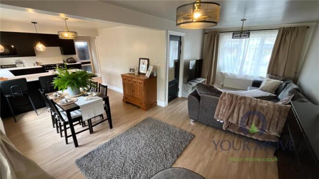 Living/Dining Area