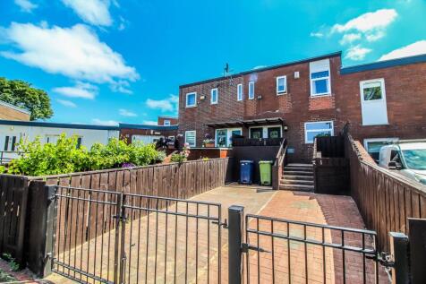 Newstead Court, Glebe, Washington, NE38