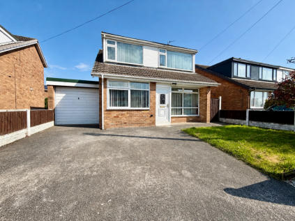 Wyreside Drive, Hambleton, FY6