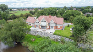 Grey Gardens, Brook Lane, Scropton, Derby DE65 5PN