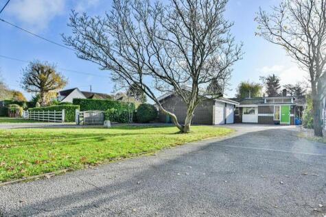 Hook End Road, Hook End, Brentwood