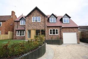 Bakers Cottage, Road From A4538 Evesham Road To Edwards Lane, Worcester WR7 4QH