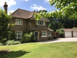 Woodside, Tower Road, Horsham RH12 4SX