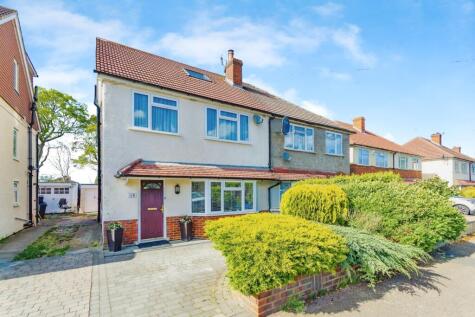Harewood Gardens, Sanderstead, South Croydon, Surrey, CR2