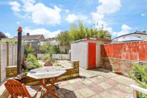 64, Lower Furlongs, Brading, Sandown PO36 0EA