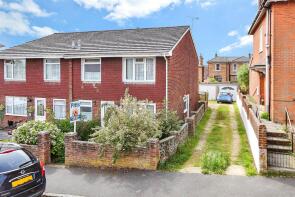 18, Avondale Road, Newport PO30 1ET