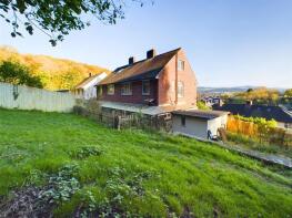 25, Woodside, Welshpool SY21 7NG