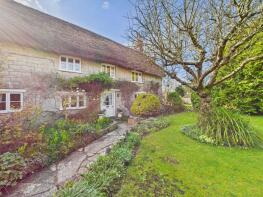 Cloudsend Cottage, Englands Lane, Queen Camel, Yeovil BA22 7NN