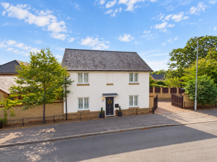 Bennet Canfield, Little Canfield, Dunmow, CM6 1YE