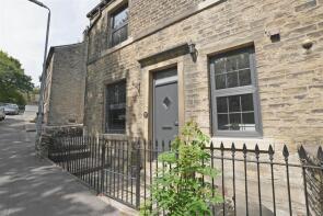 10, Station Road, Holywell Green, Halifax HX4 9BQ