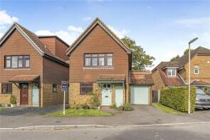 3, Bonners Field, Bentley, Farnham GU10 5LH