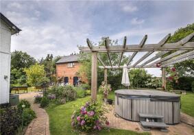 Highfield, Ivington Road, Leominster HR6 8QD